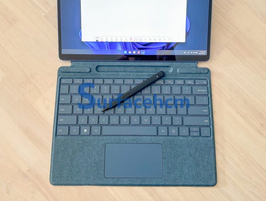 Bàn phím Surface Pro 8/Pro 9 Signature Keyboard with Slim Pen 2