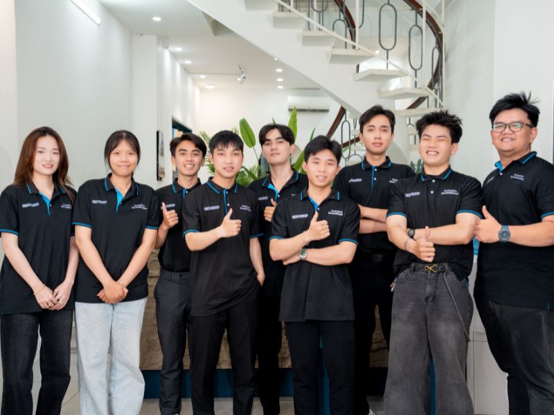 surface hcm hanoi nhan su