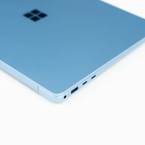 Cổng kết nối trên Surface Laptop 7 X Plus 16GB 512GB màu Sapphire