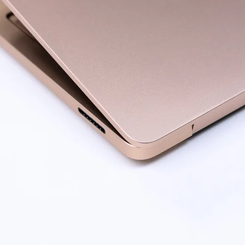 Cổng surface connect trên Surface Laptop 7 X Plus 16GB 512GB màu Dune