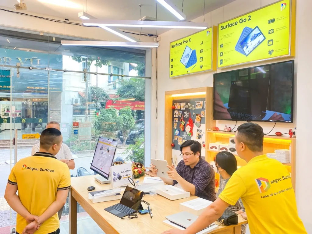 Không gian cửa hàng Đăng Vũ Surface