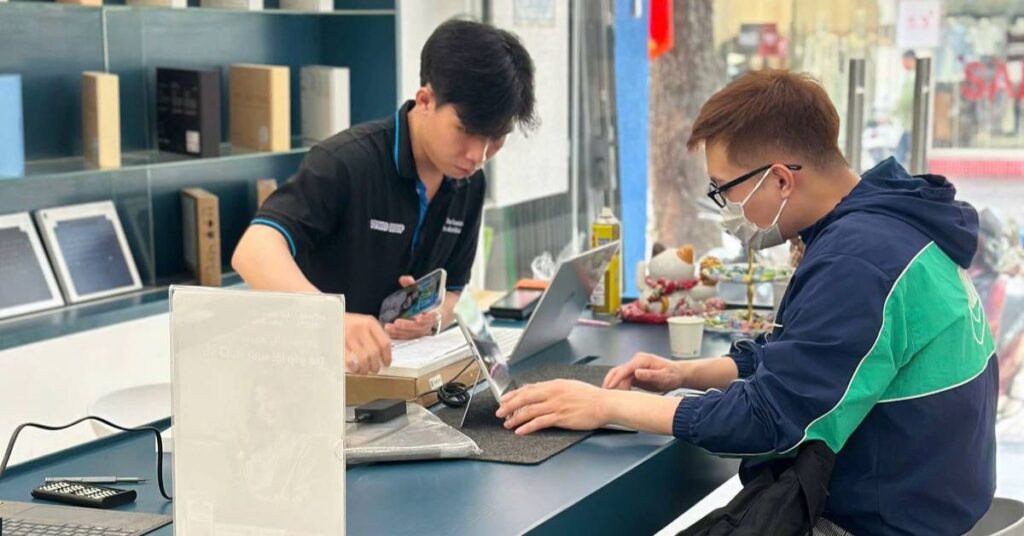 Thay pin laptop surface khi full change giảm xuống dưới 80% Design Capacity