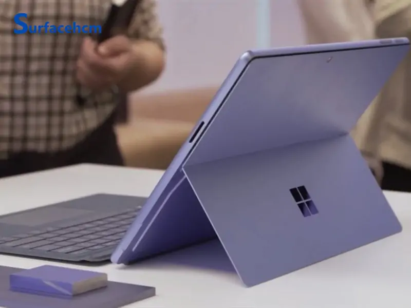 cổng kết nối thunderbolt 4