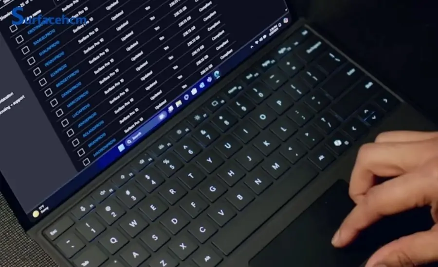 Bàn phím và touchpad