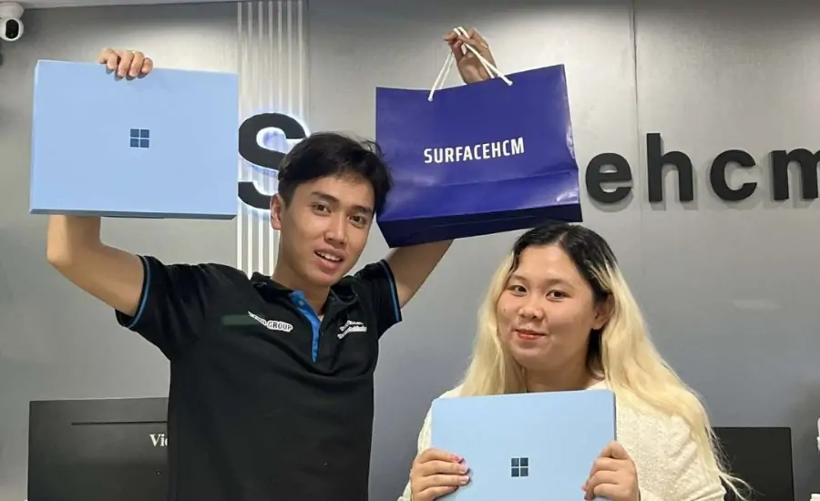 khách hàng tại surfacehcm